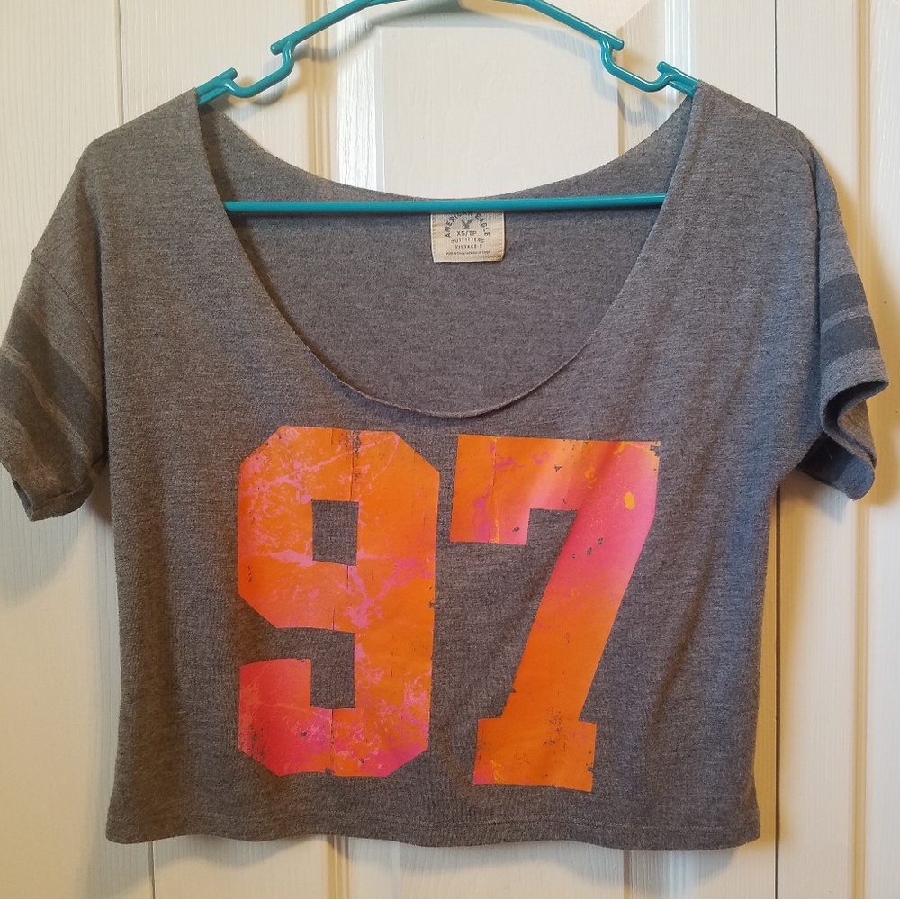 American Eagle crop top
